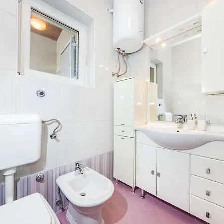 Apartman Lucija Apartament *