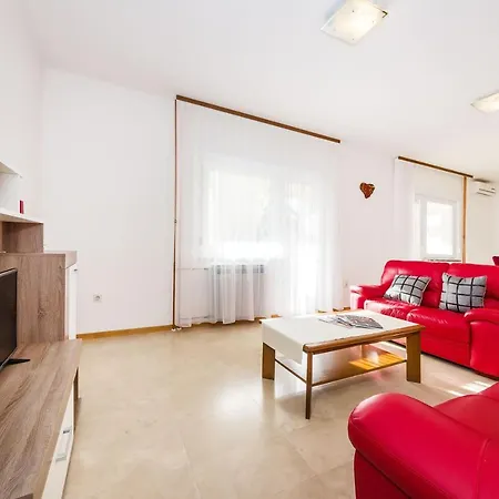 Apartament Apartman Lucija