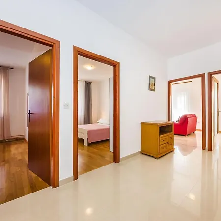 Apartman Lucija Apartament *