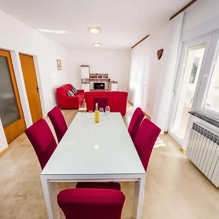 Apartament Apartman Lucija