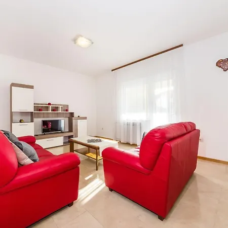 Apartman Lucija