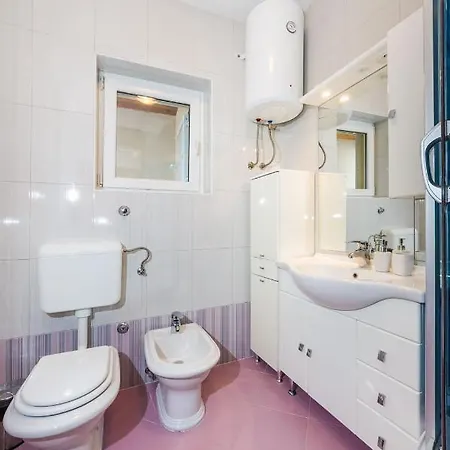 Apartman Lucija
