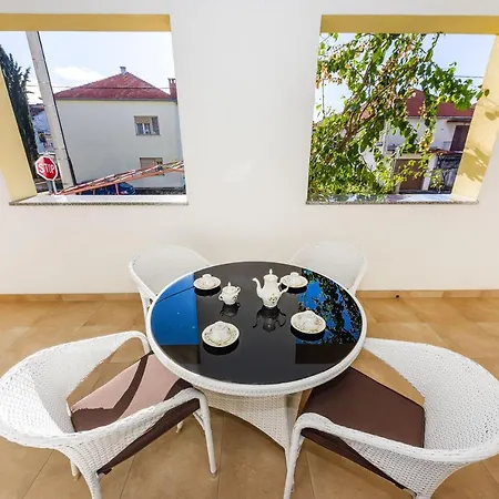 Apartman Lucija