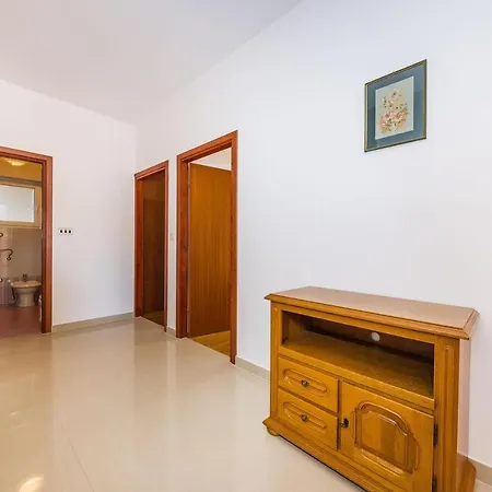 Apartament Apartman Lucija